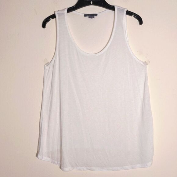Vince Women's 100% Viscose Dressy Relaxed Scoop Neck Tank Top White Size L EUC - Picture 2 of 10
